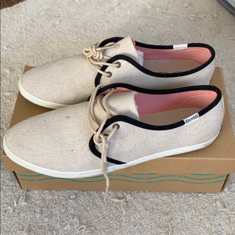 Soludos slip on shoes